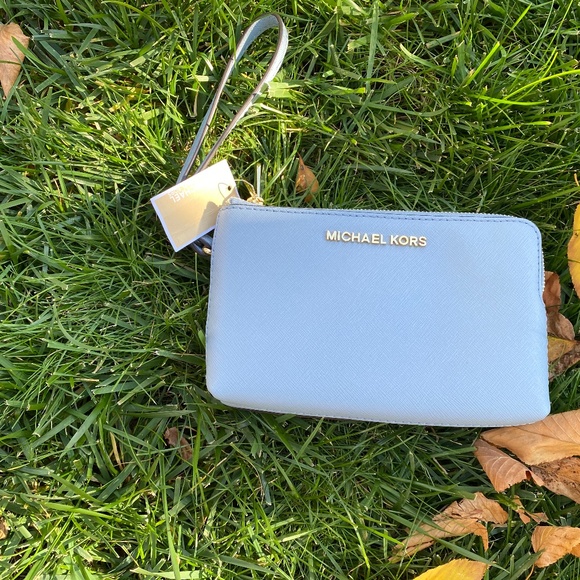 Michael Kors JET Set Travel Wristlet 35B7GTVC7L - Picture 1 of 3